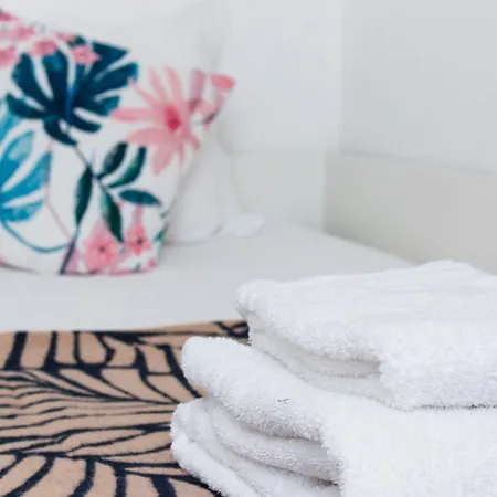 Santos By Madrabica *